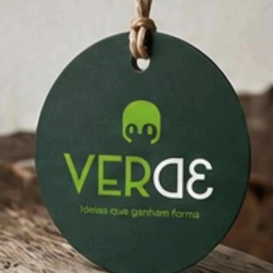 Tag circular com identidade VERD3